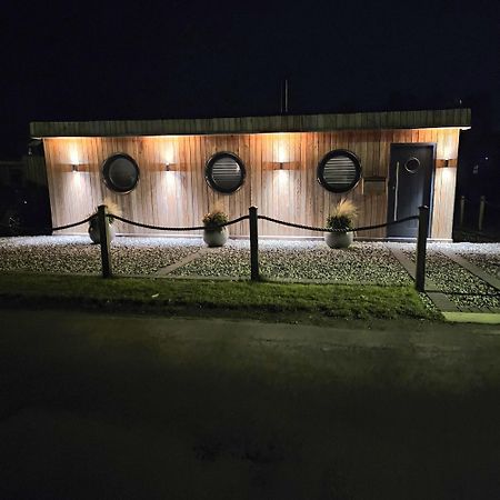 Humberston Boathouse Lodge & Hot Tub - Cleethorpes Beach Cabin Chalet Zewnętrze zdjęcie