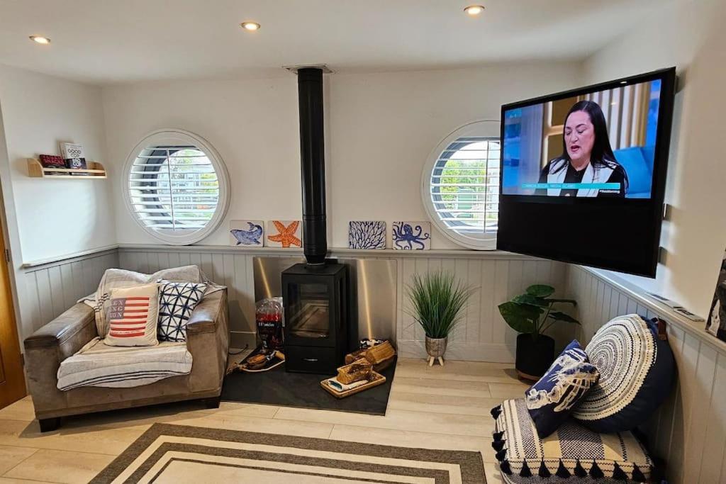 Humberston Boathouse Lodge & Hot Tub - Cleethorpes Beach Cabin Chalet Zewnętrze zdjęcie