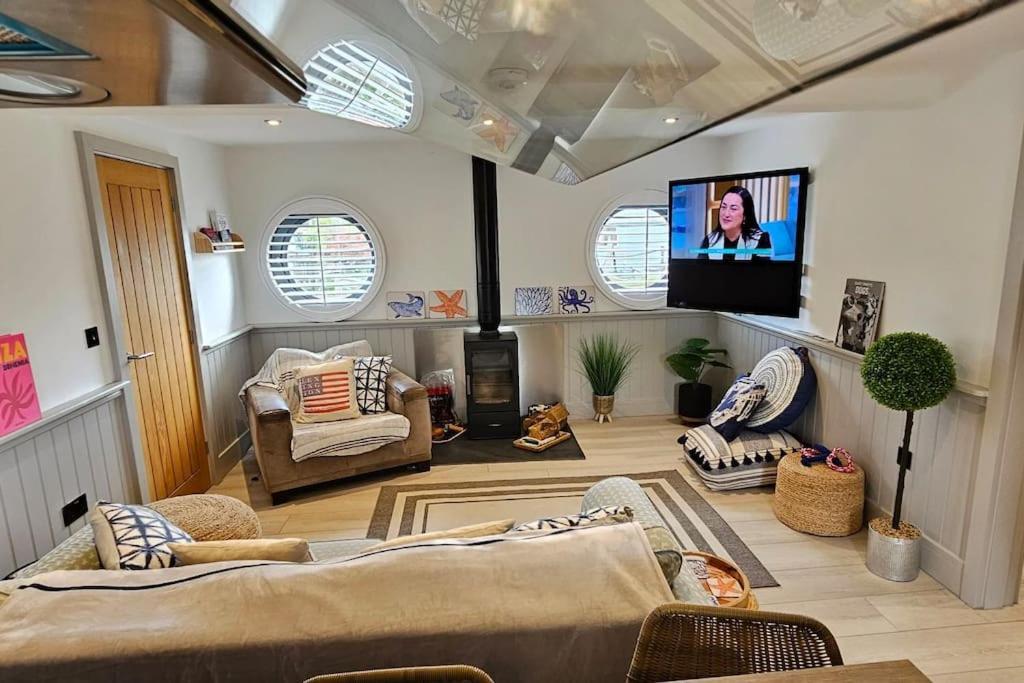 Humberston Boathouse Lodge & Hot Tub - Cleethorpes Beach Cabin Chalet Zewnętrze zdjęcie