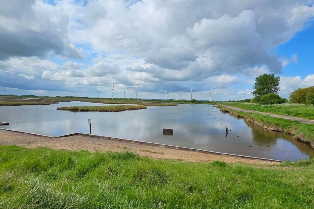 Humberston Boathouse Lodge & Hot Tub - Cleethorpes Beach Cabin Chalet Zewnętrze zdjęcie