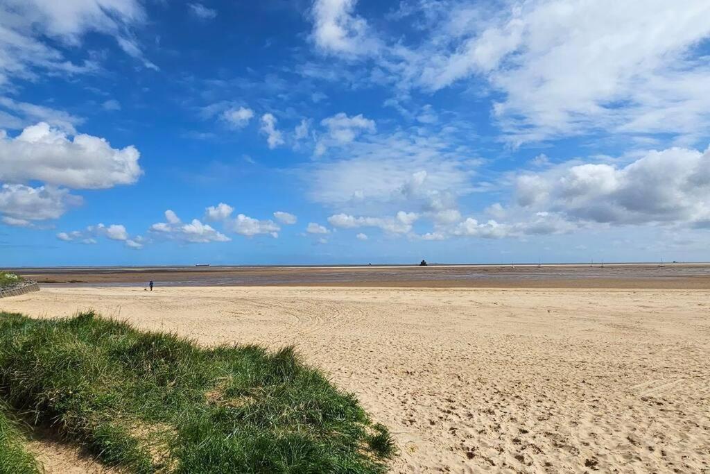 Humberston Boathouse Lodge & Hot Tub - Cleethorpes Beach Cabin Chalet Zewnętrze zdjęcie